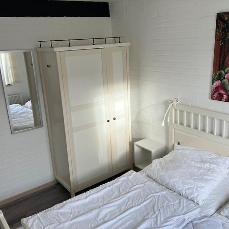 Schoenes Ferienhaus In Tossens Mit Schoenem Garten Butjadingen Buitenkant foto